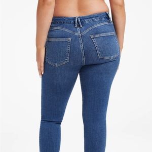 Good American high rise maternity skinny crop jeans 16